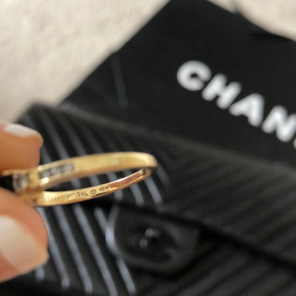 14 kt gold natural emerald and diamond ring. - Picture 15 of 16